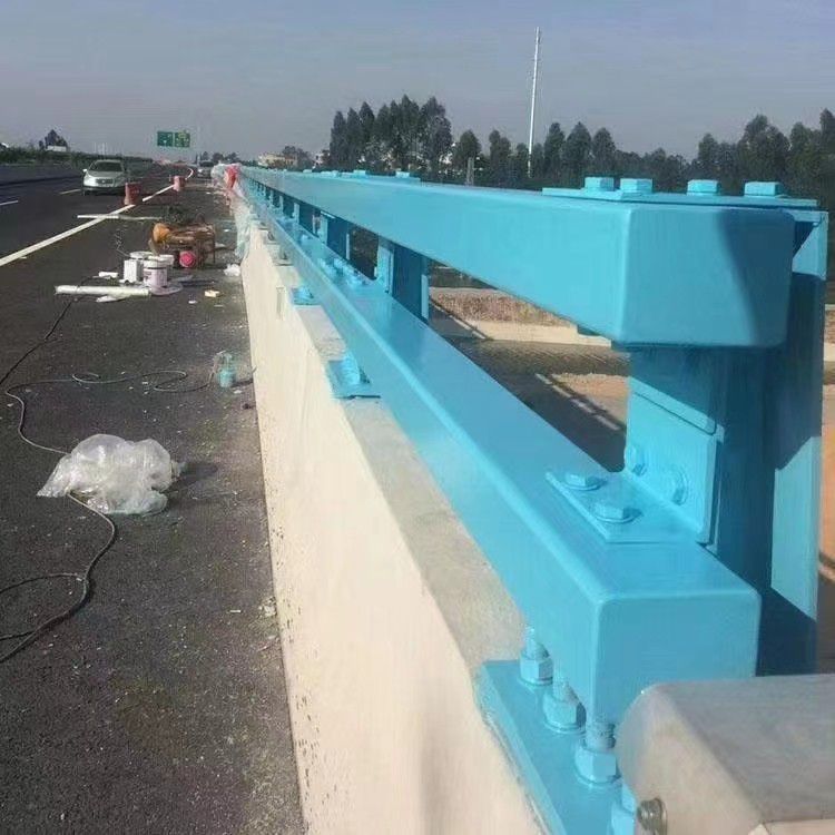 橋梁護欄